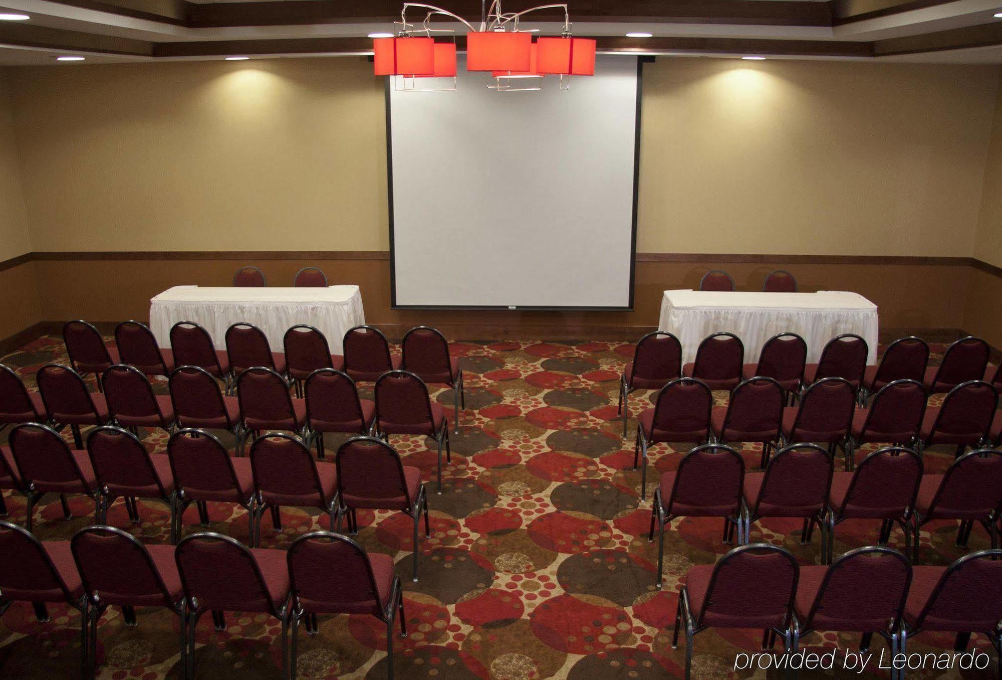 Hilton Garden Inn Milwaukee Airport Instalações foto